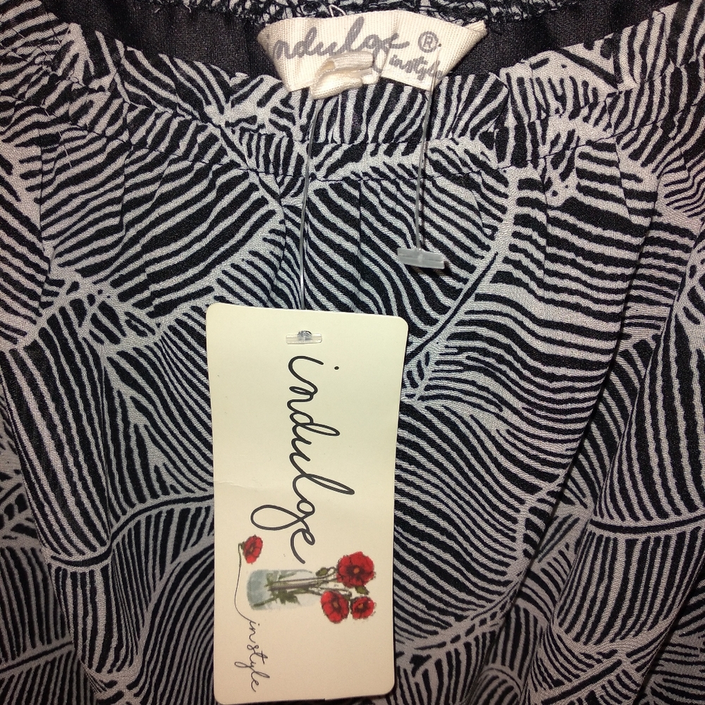 Beautiful maxi dress nwt - Picture 4 of 6
